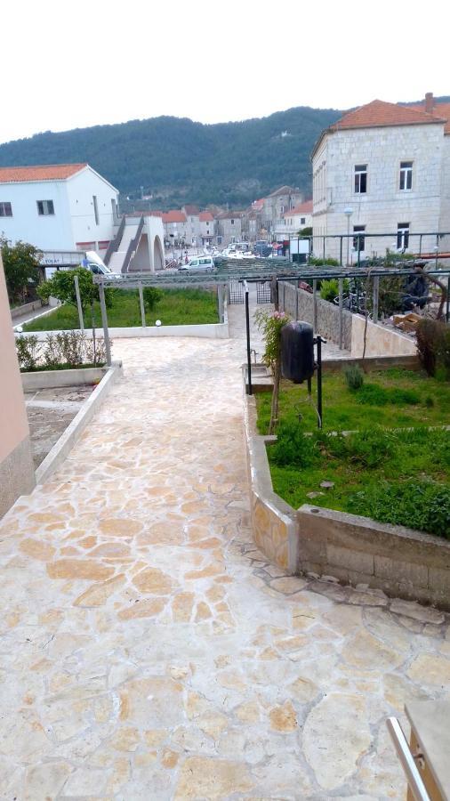 Apartman Tudor Stari Grad  Exteriér fotografie