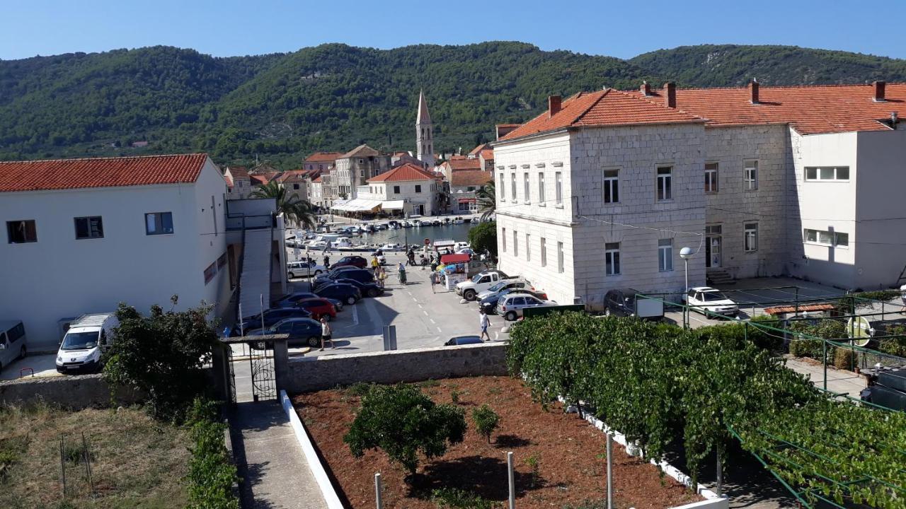 Apartman Tudor Stari Grad  Exteriér fotografie